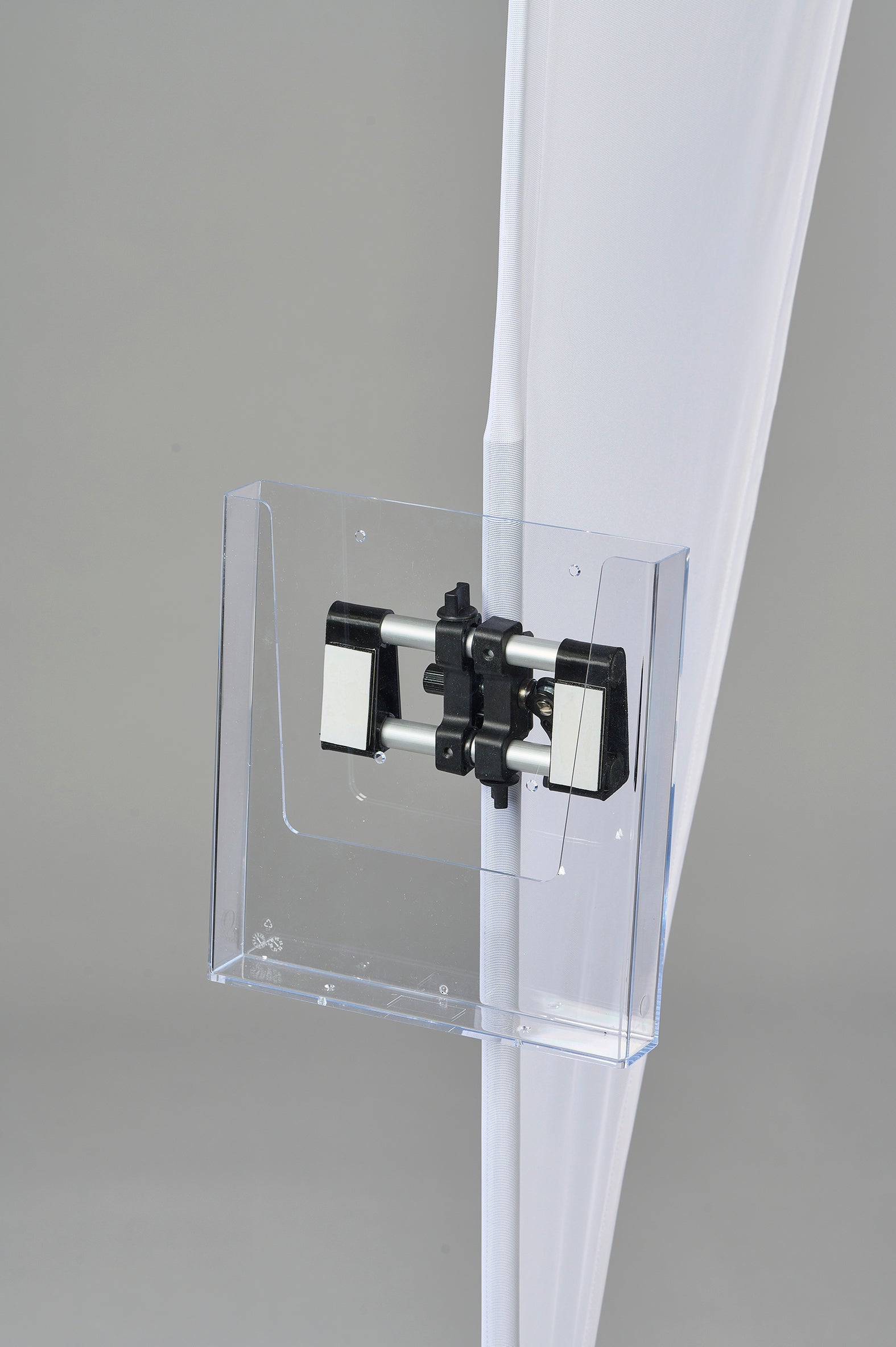 SYSBU 3 DIN A4 Prospekthalter für Banner und Beachflags