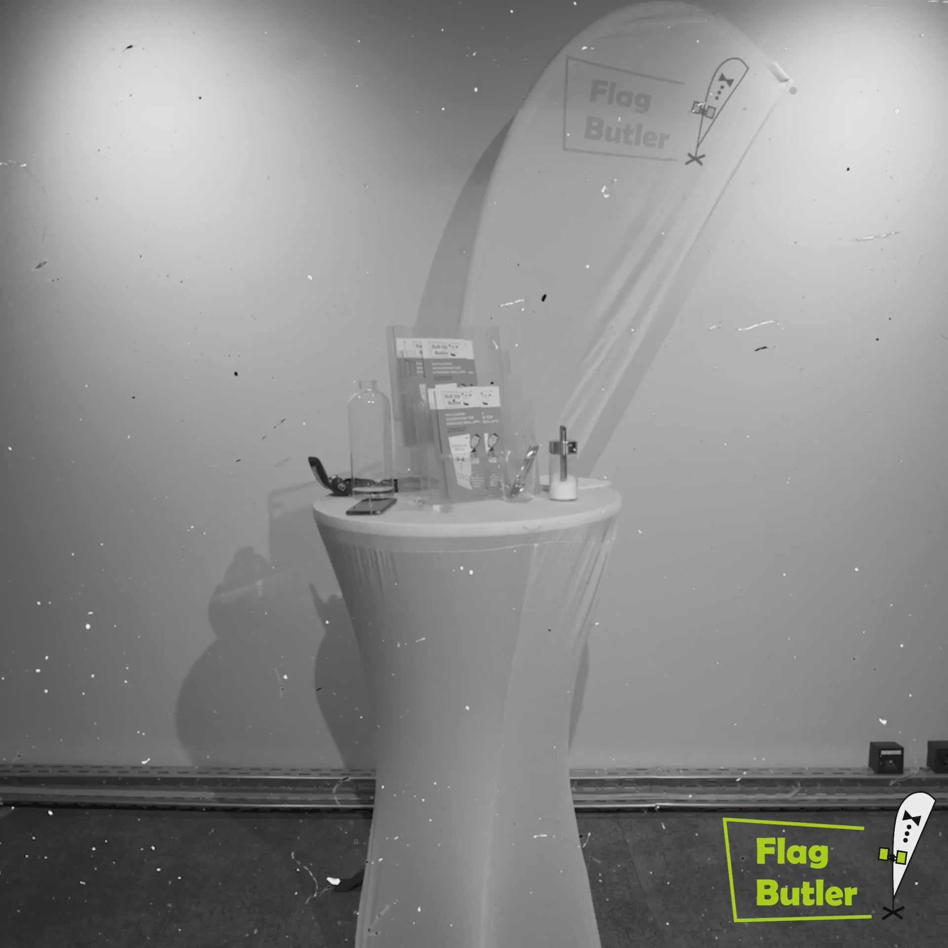 SYSBU 1 Multifunktionaler Flyerhalter für Banner und Beachflags